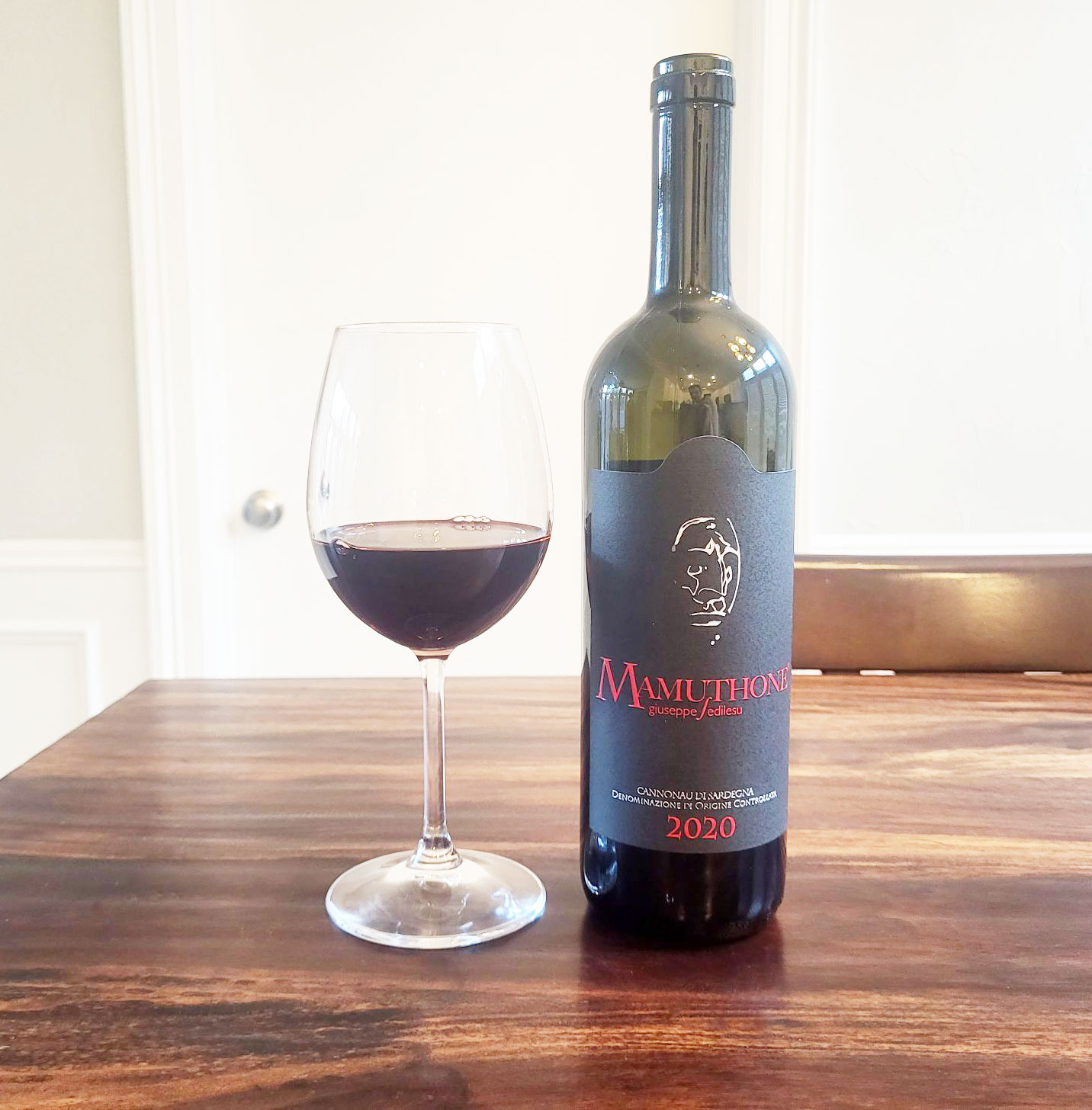 Review: Giuseppe Sedilesu “Mamuthone” Cannonau di Sardegna (2020)