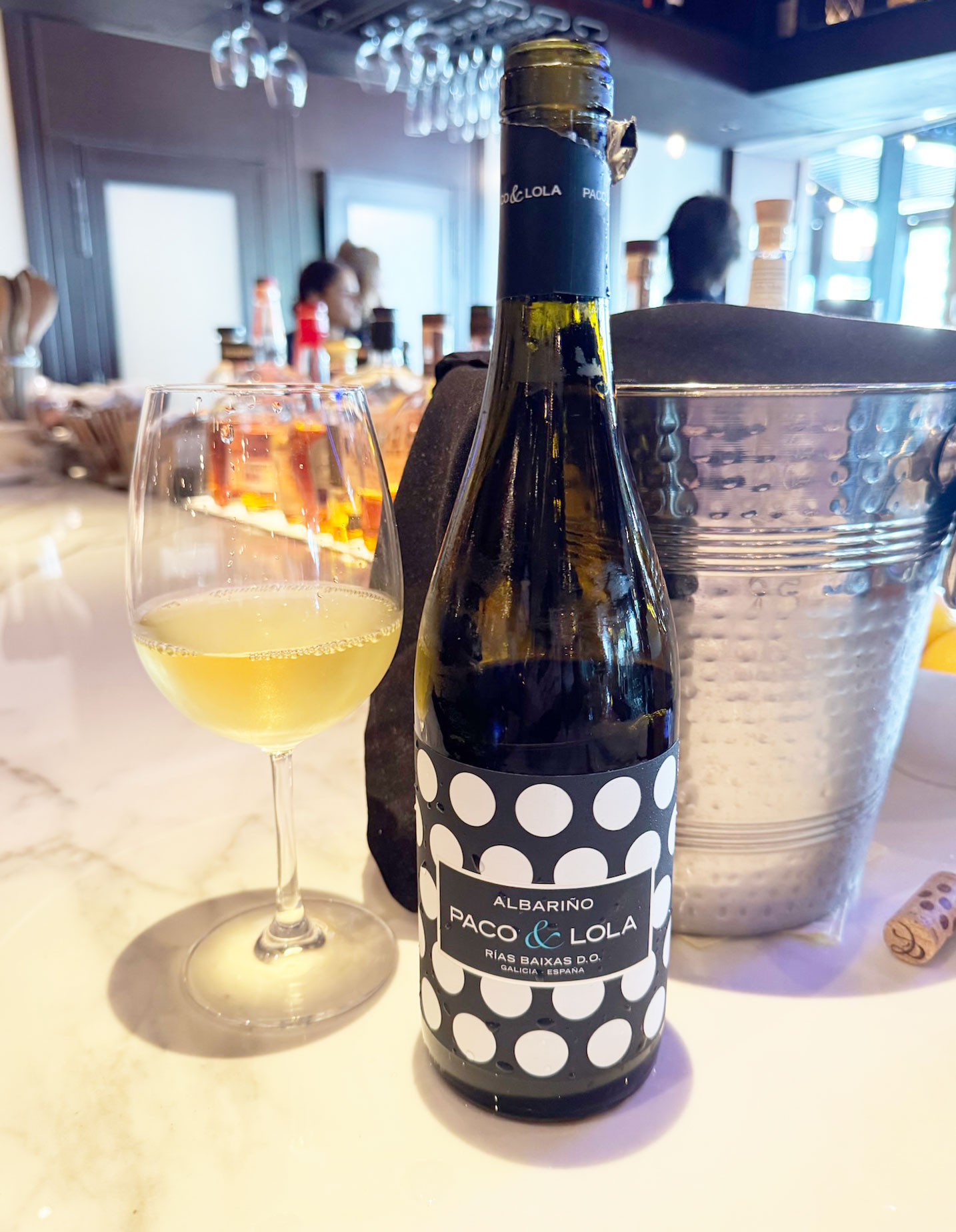 Review: Paco & Lola Albariño (2023)