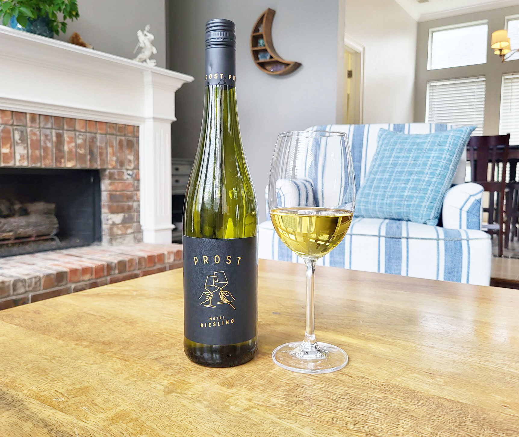 Review: German Wine Collection “Prost” Mosel Riesling (2019)