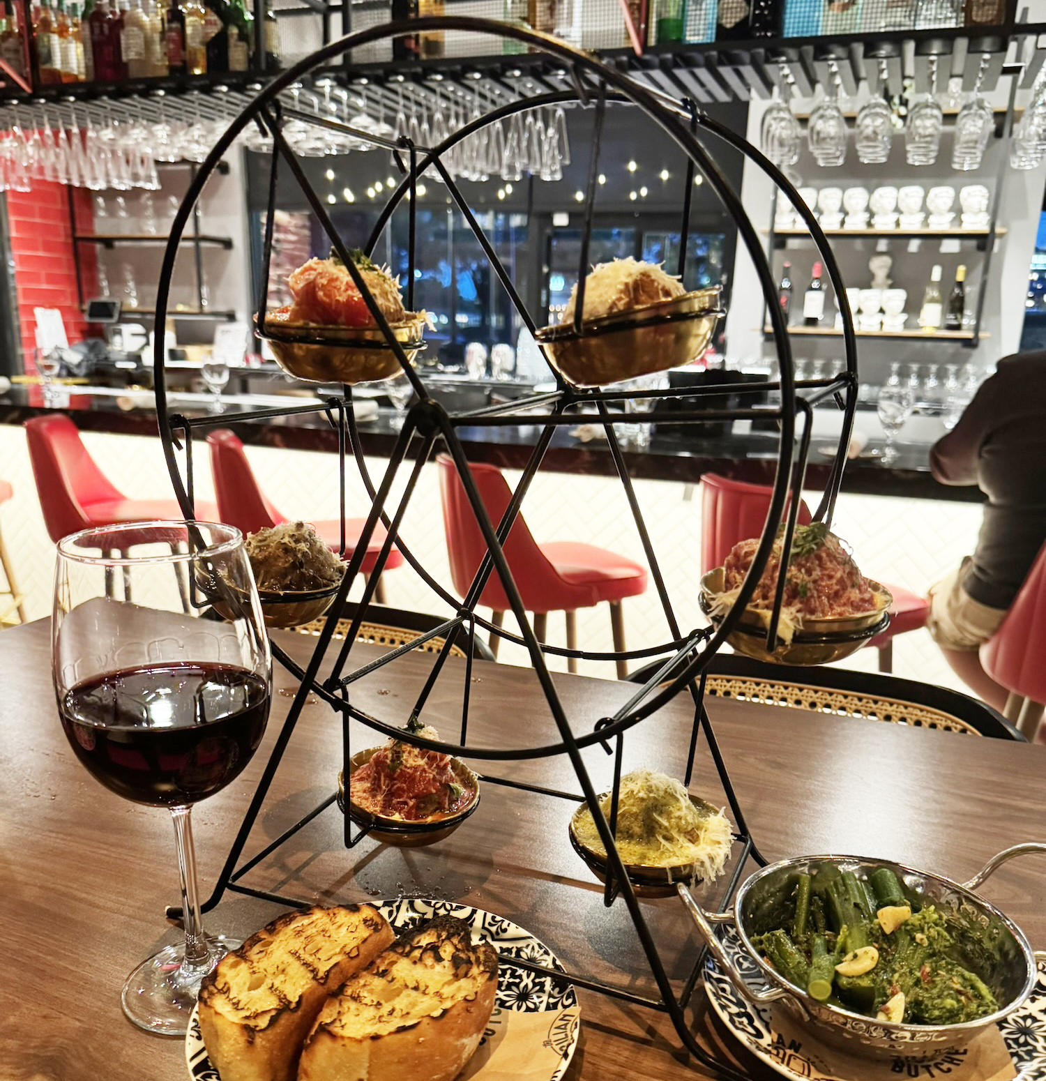 Merlot Thursday: Anterra Terre Siciliane Merlot (2024) + a meatball Ferris wheel