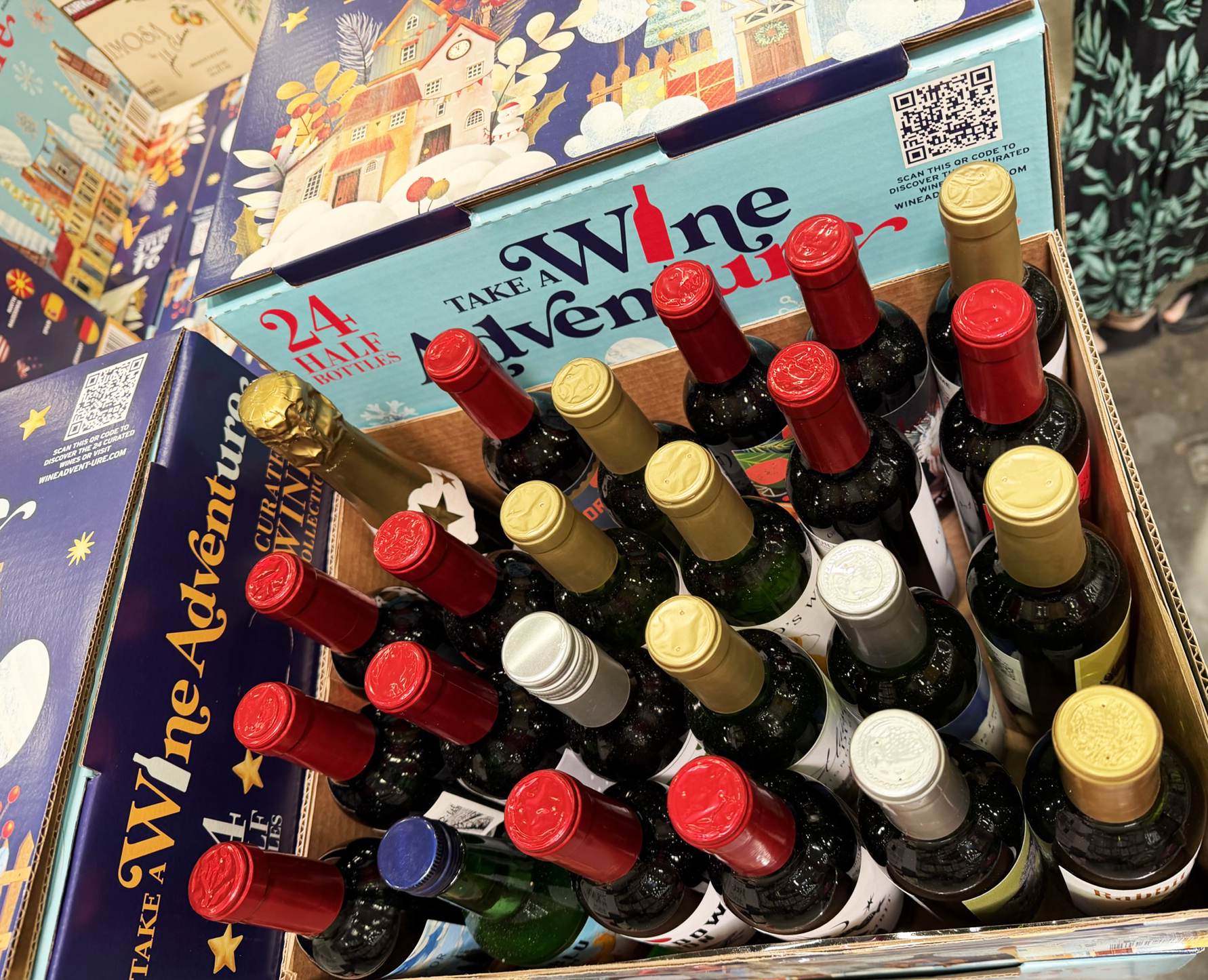 Let’s unbox the 2026 Costco holiday wine calendar!